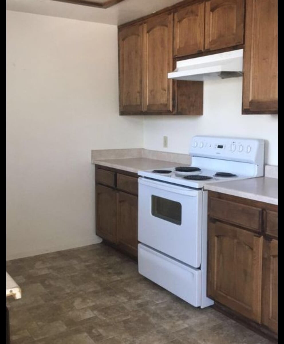 2 bedroom 1 bath Manzanita Property Management