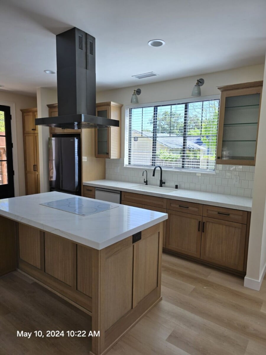 2 bedroom 2 bath Manzanita Property Management