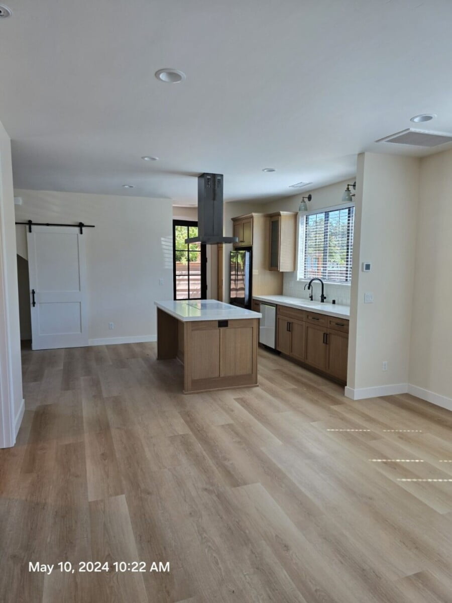 2 bedroom 2 bath Manzanita Property Management